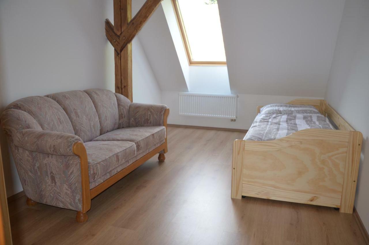 Ferienwohnung Nocleharna Na Stodole Zdarky Exterior foto